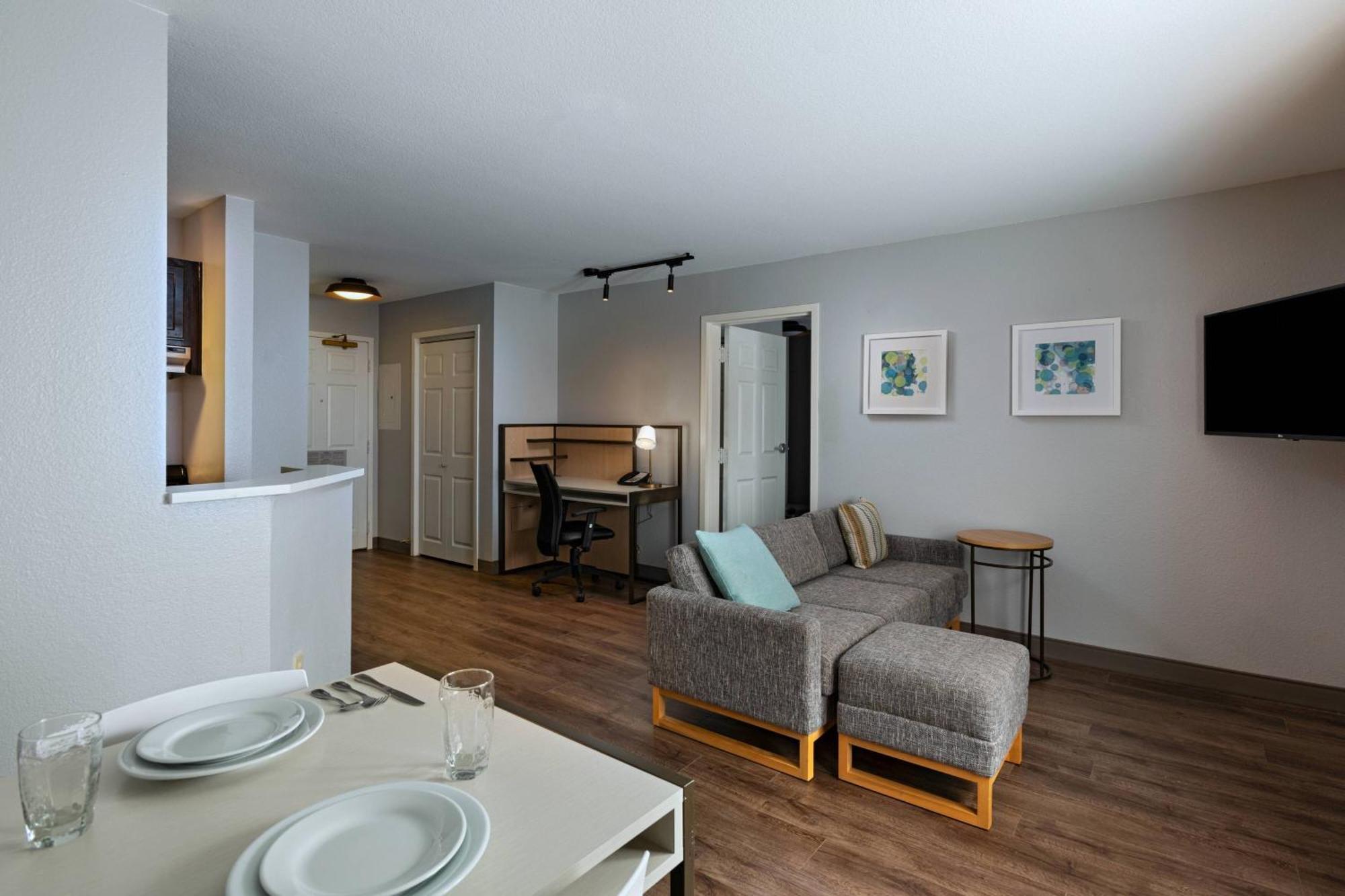 Towneplace Suites By Marriott Baton Rouge South Екстер'єр фото