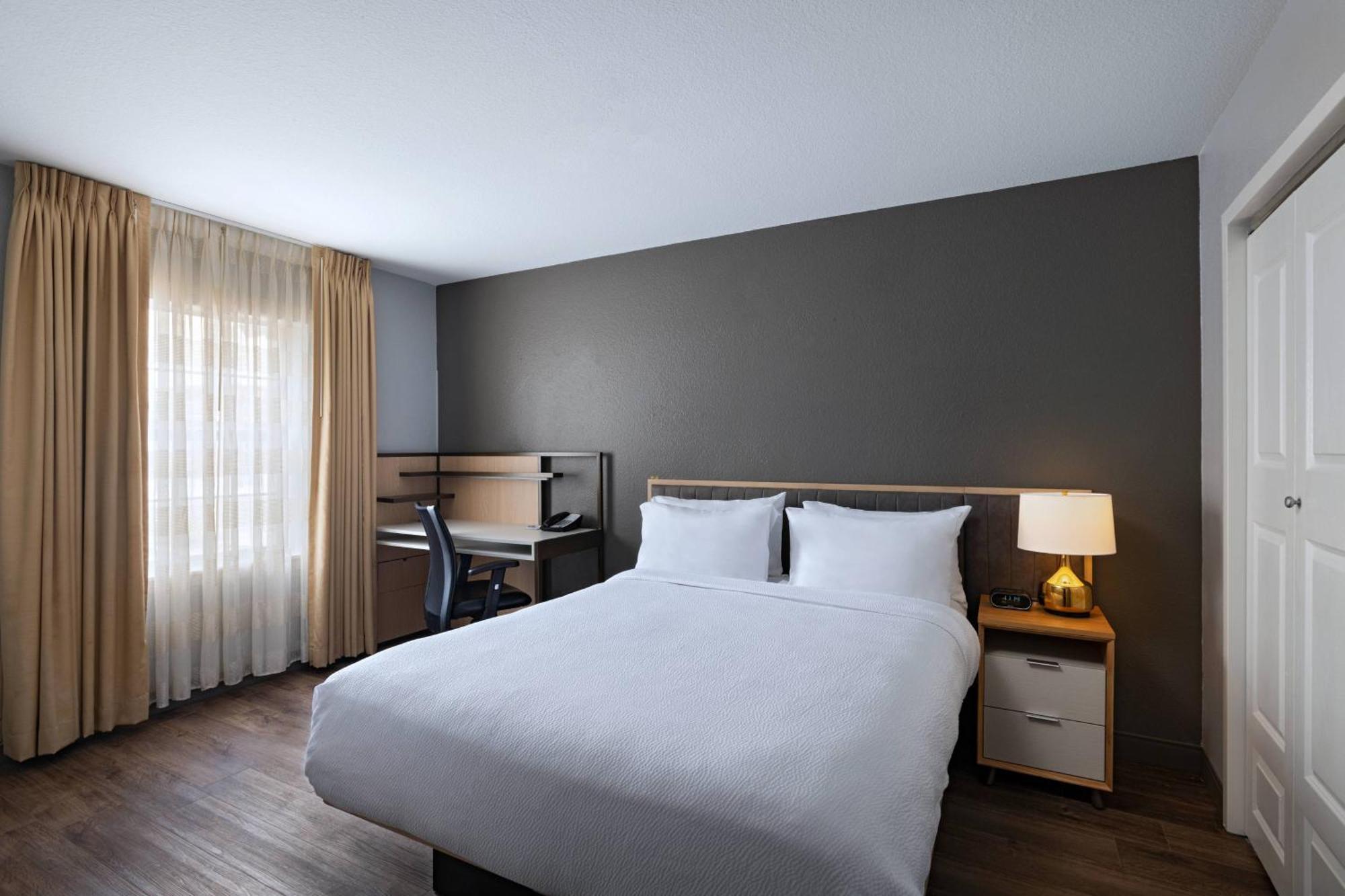 Towneplace Suites By Marriott Baton Rouge South Екстер'єр фото