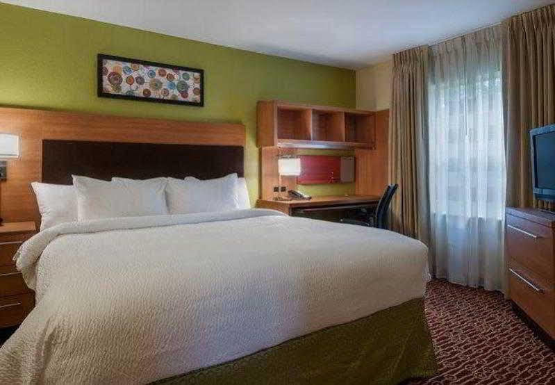 Towneplace Suites By Marriott Baton Rouge South Екстер'єр фото
